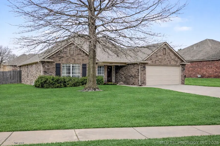 10009 E 98th Street, Owasso, OK 74055 - #3