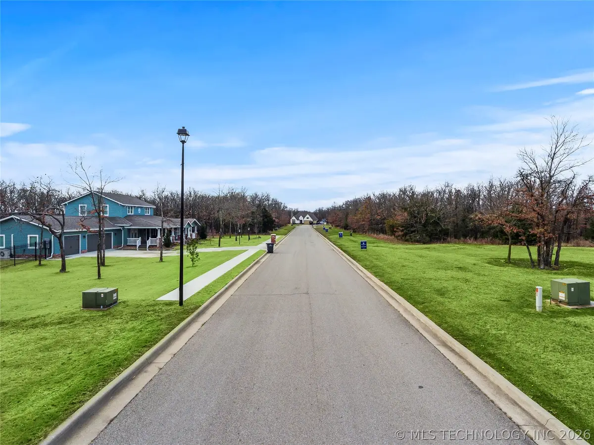 2703 Mountain Road, Bartlesville, OK 74003 - #1