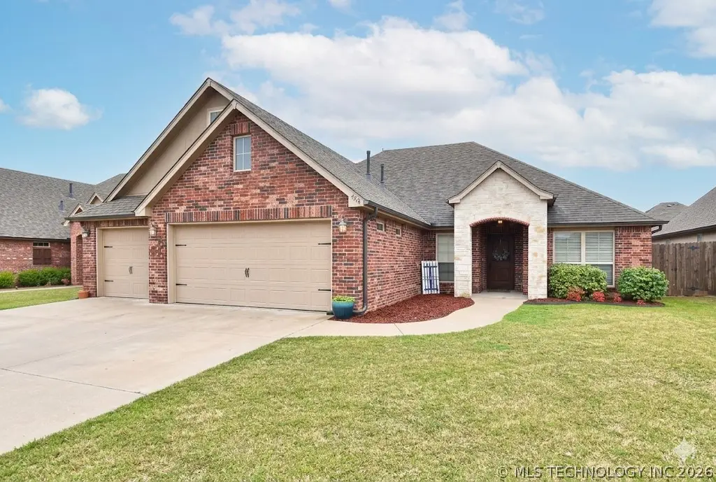 7414 E 83rd Street, Owasso, OK 74055 - #1