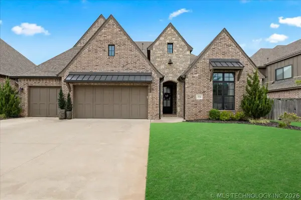 2224 W Decatur Street, Broken Arrow, OK 74011