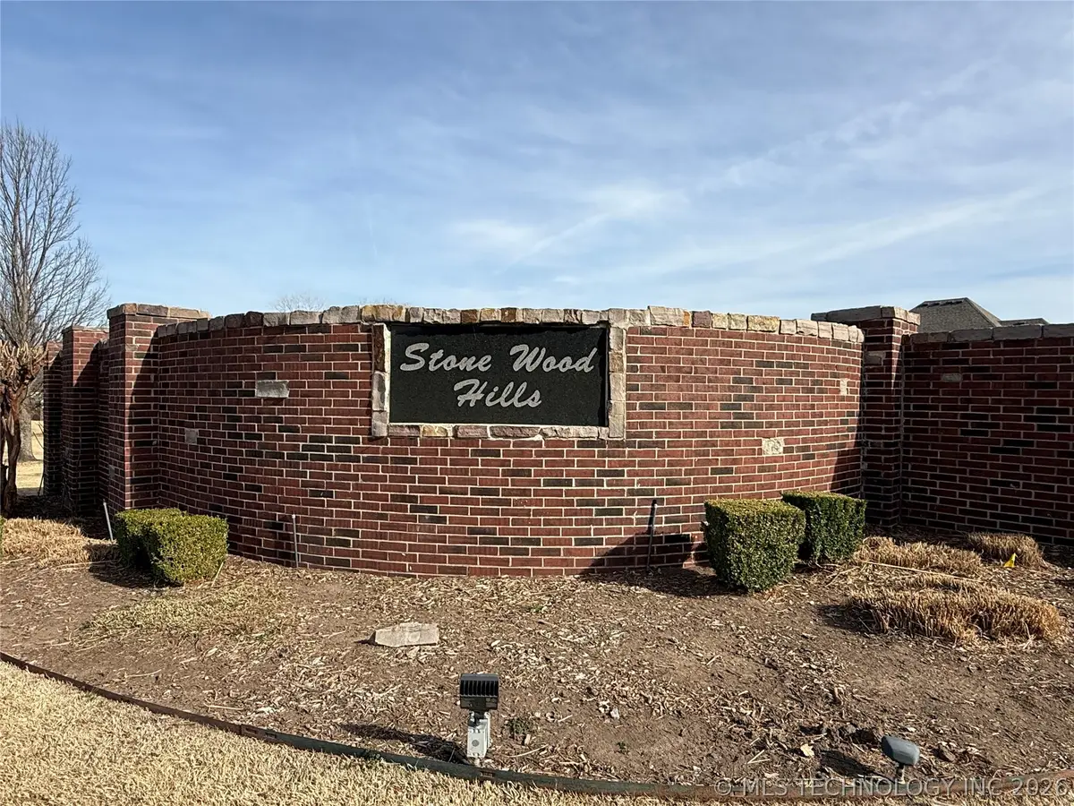 1813 N 1st Street, Broken Arrow, OK 74012 - #1