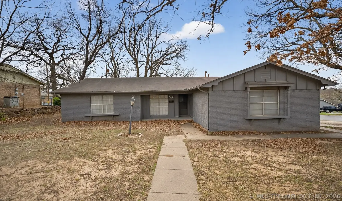 206 W 31st Street, Sand Springs, OK 74063 - #1