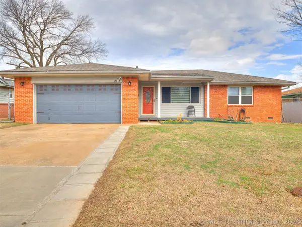 2415 W 45th Place, Tulsa, OK 74107