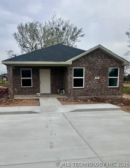 609 E Wolf Street, Madill, OK 73446