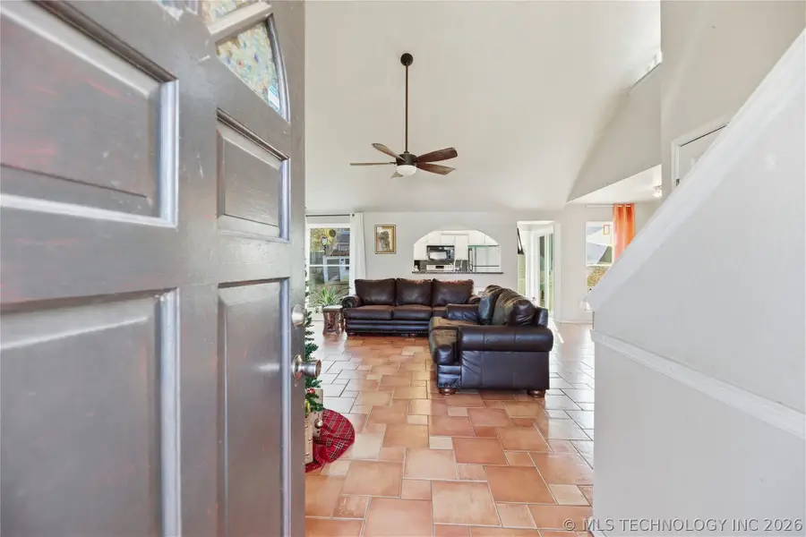 9722 S 69th East Avenue, Tulsa, OK 74133 - #3