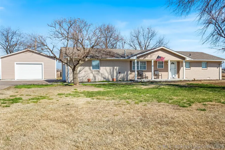1706 W Ferguson Avenue, Blackwell, OK 74631 - #2