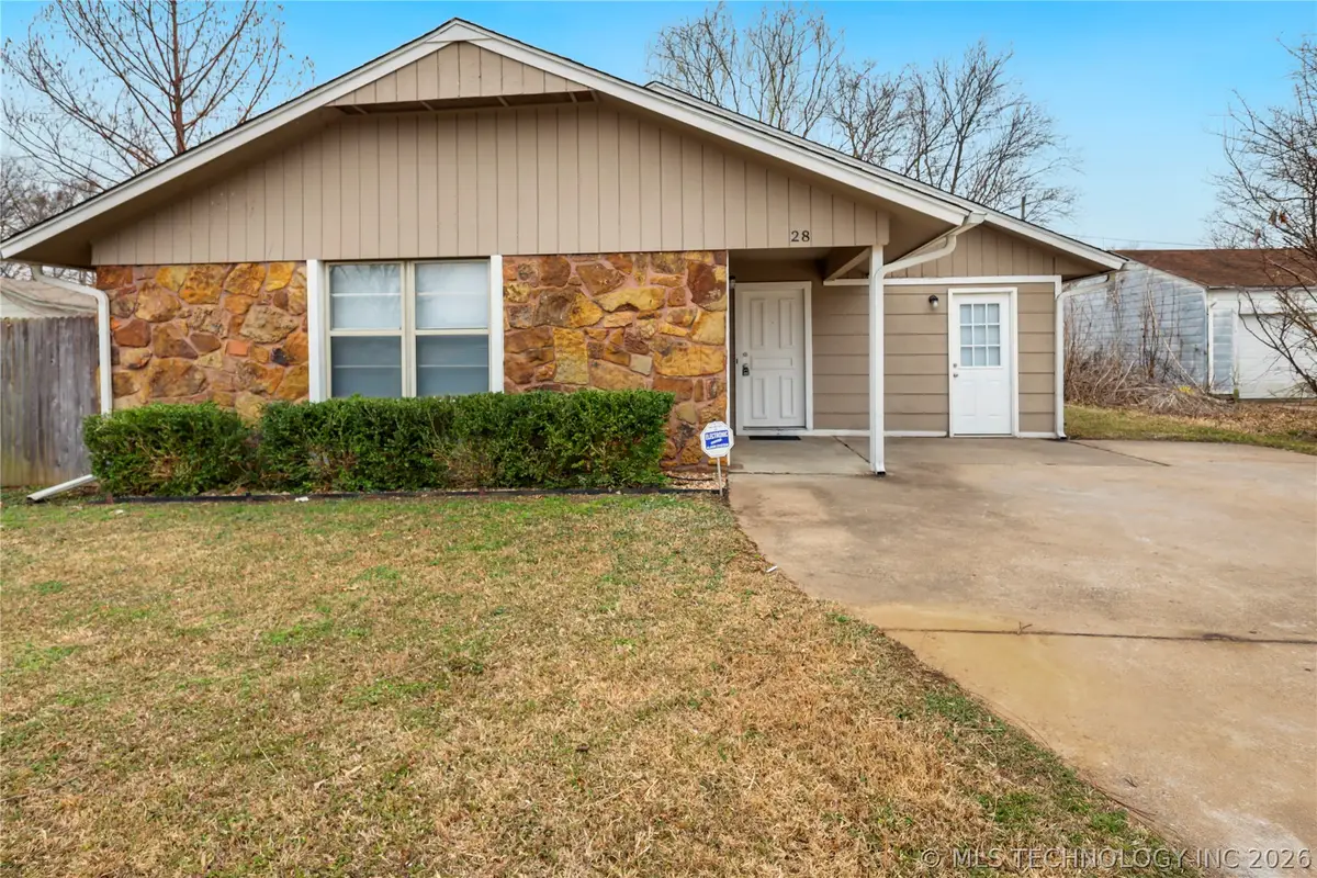 28 W Goodykoontz Avenue, Sapulpa, OK 74066 - #1