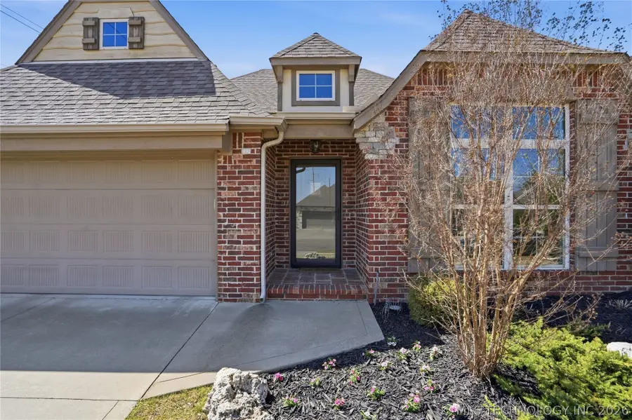 11018 S 77th Place E, Tulsa, OK 74133 - #2