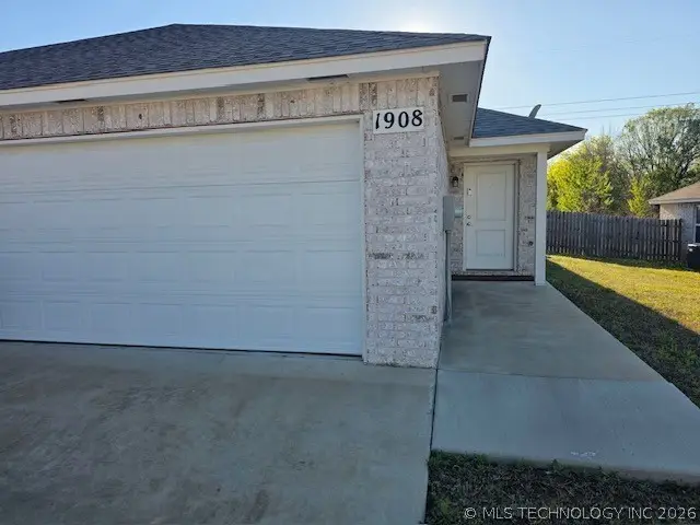 1908 Mulberry Street, Wagoner, OK 74467 - #2