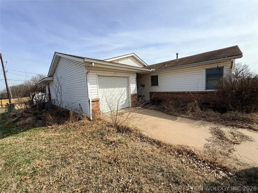 4825 S Lawton Avenue, Tulsa, OK 74107 - #2