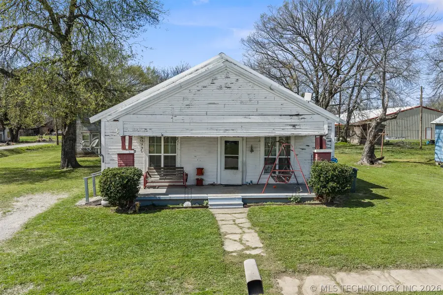 208 S 4th Street, Marietta, OK 73448 - #2