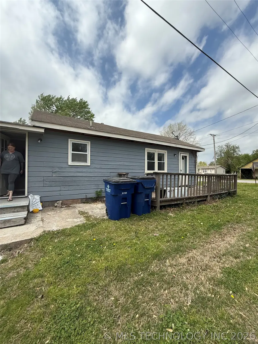 604 Willow Street, South Coffeyville, OK 74072 - #3