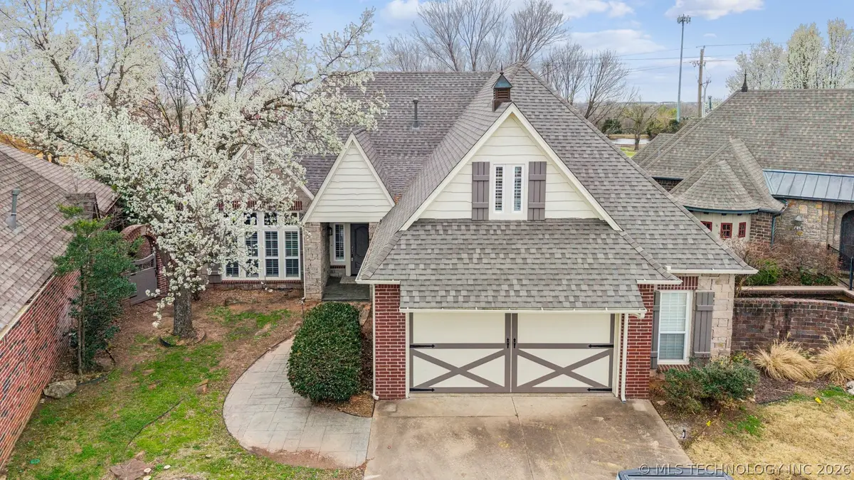 9904 E 90th Court, Owasso, OK 74055 - #1