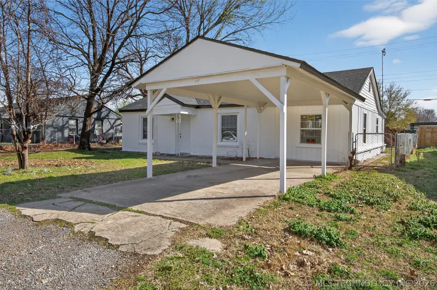 403 N Ora Street, Pryor, OK 74361 - #2