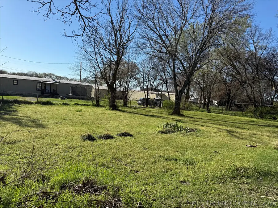 111 W Bryan, Calera, OK 74730 - #2