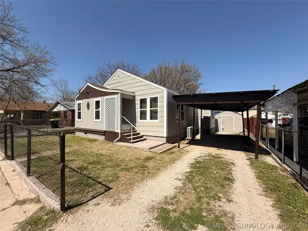 716 W 12th Street, Ada, OK 74820