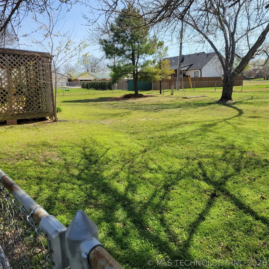 26064 E 731 Road, Wagoner, OK 74467 - #3