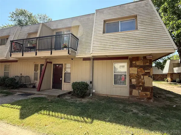 2208 E 66th Place #16A7, Tulsa, OK 74136