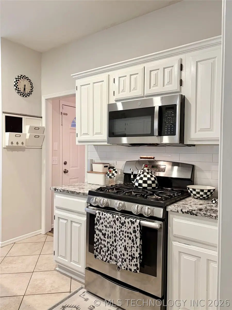 10221 E 114th Place S, Bixby, OK 74008 - #3