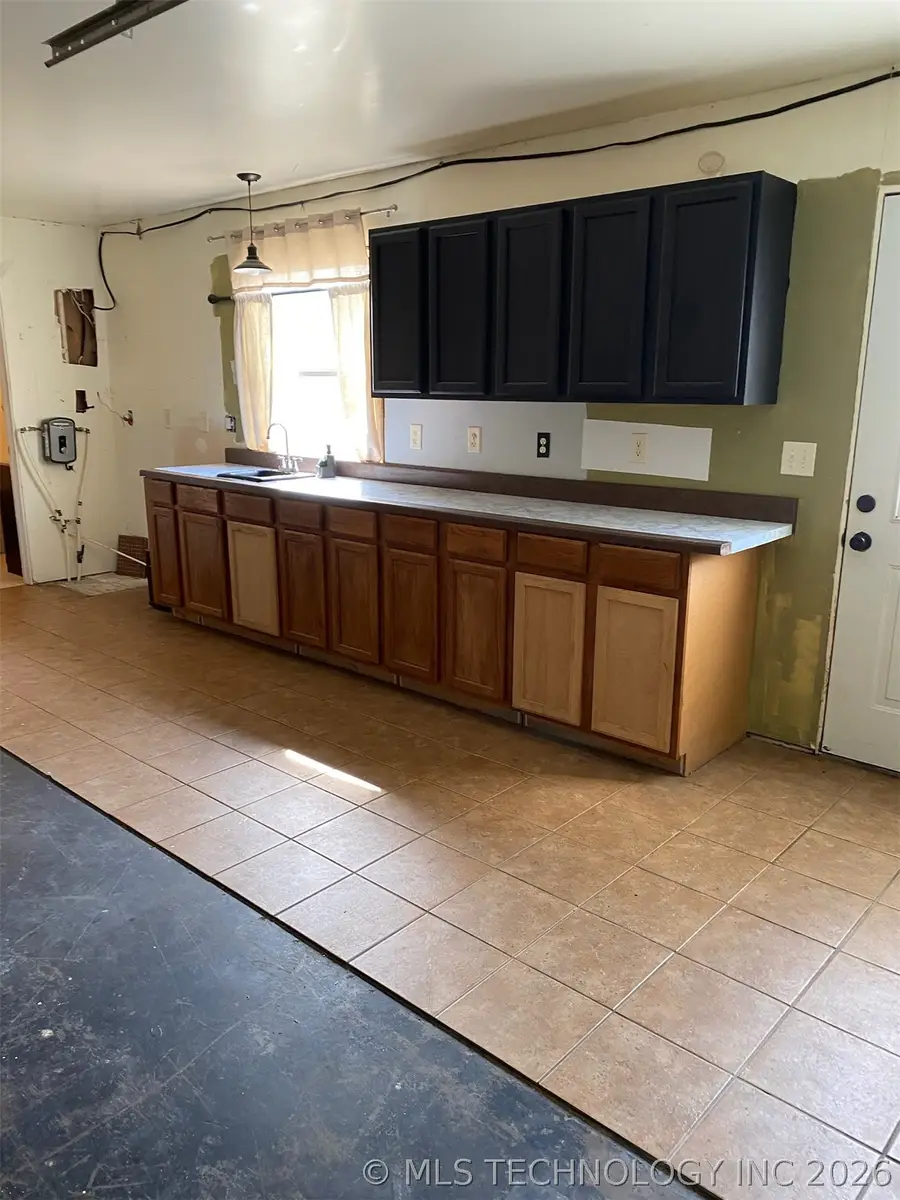 107 N Main Street, Grove, OK 74344 - #2