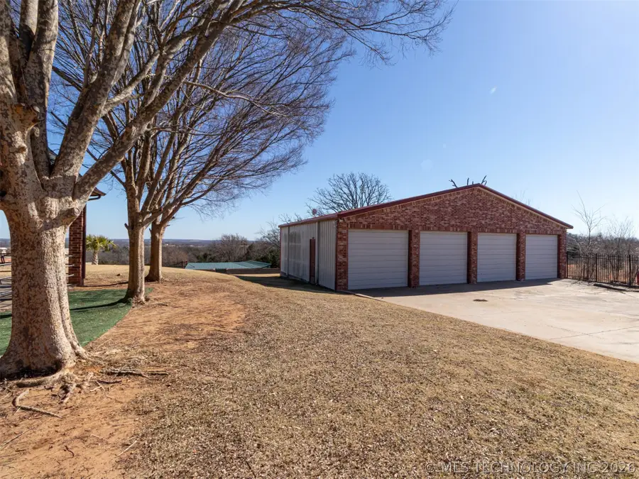 203 Hillcrest Heights, Durant, OK 74701 - #3