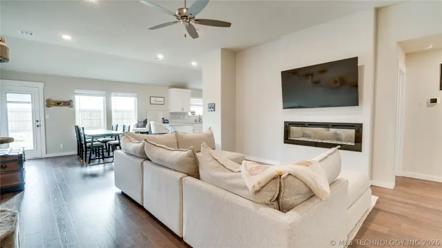 3969 S 152nd Avenue E, Tulsa, OK 74134 - #2