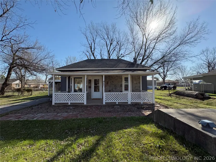 417 S 4th Street, Morris, OK 74445 - #2