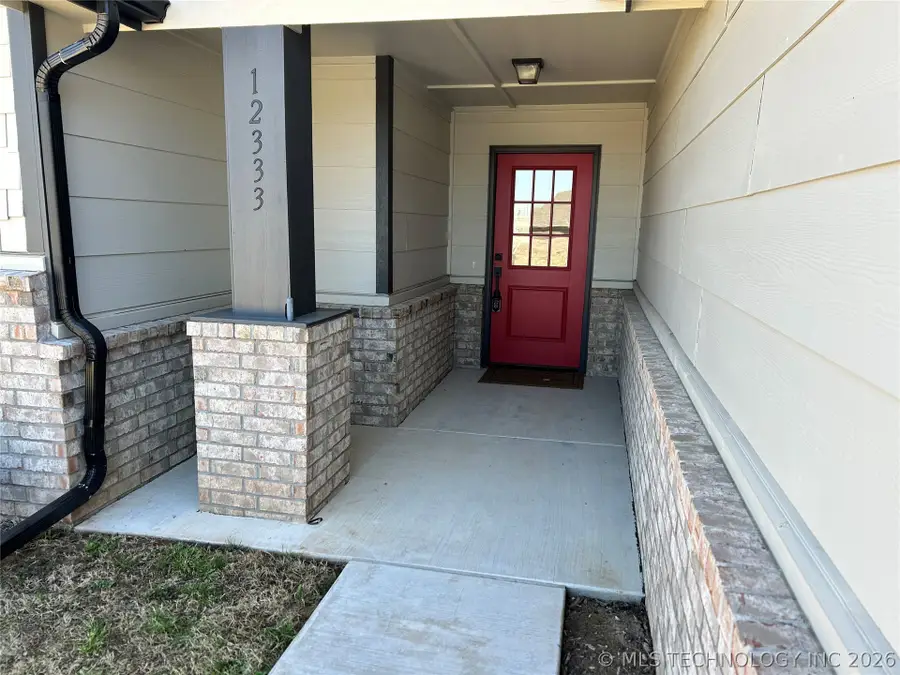 12333 N 132nd Avenue E, Owasso, OK 74021 - #2