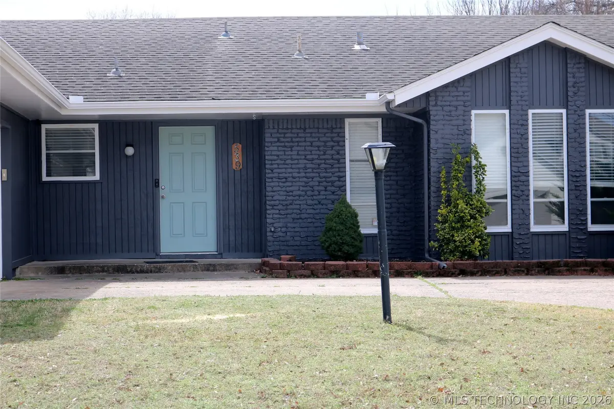 539 Meadowood Drive, Broken Arrow, OK 74011 - #1