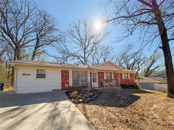 1205 Jay Lane, Tahlequah, OK 74464