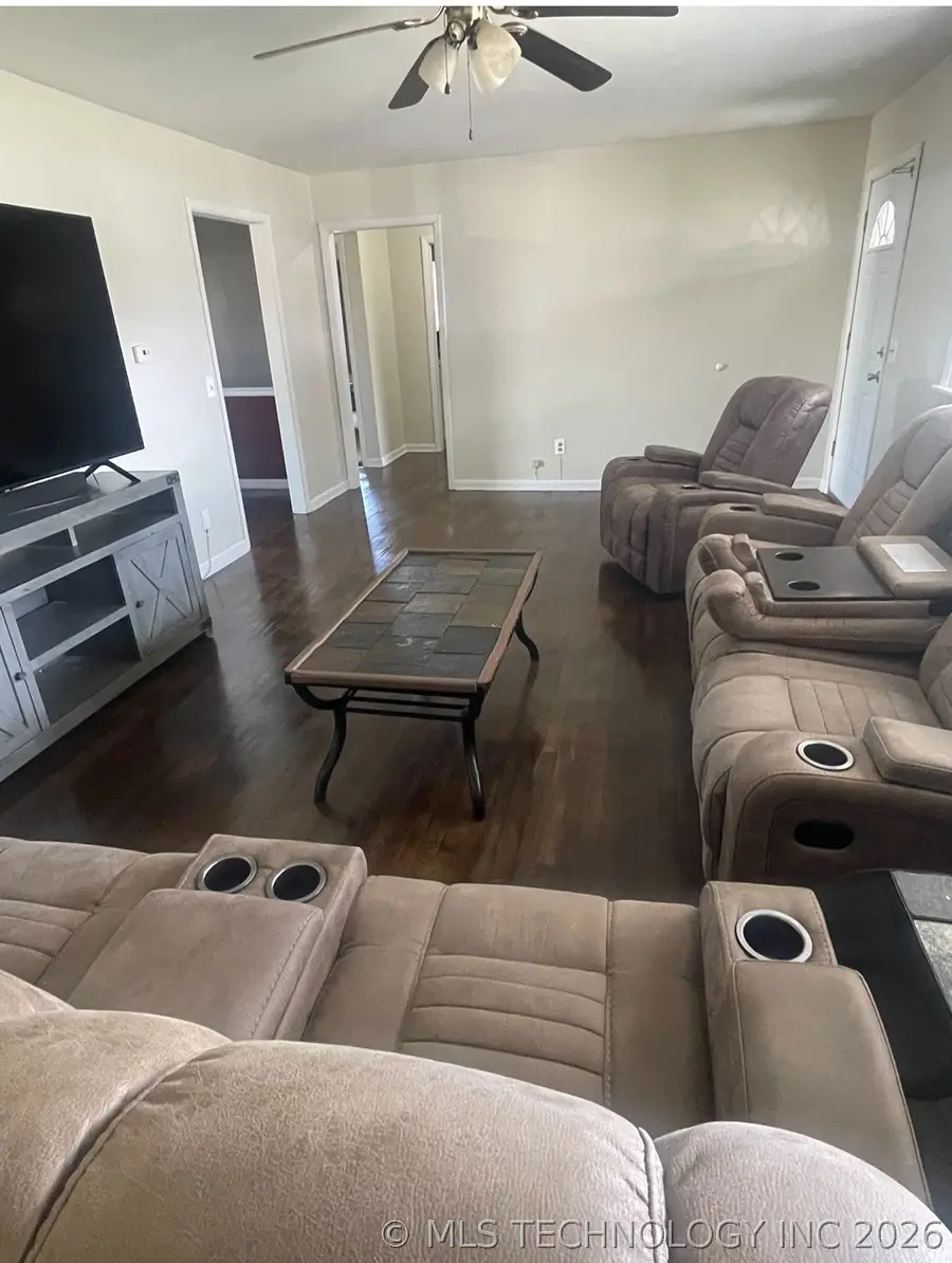 205 W Kaw Avenue, Cleveland, OK 74020 - #2