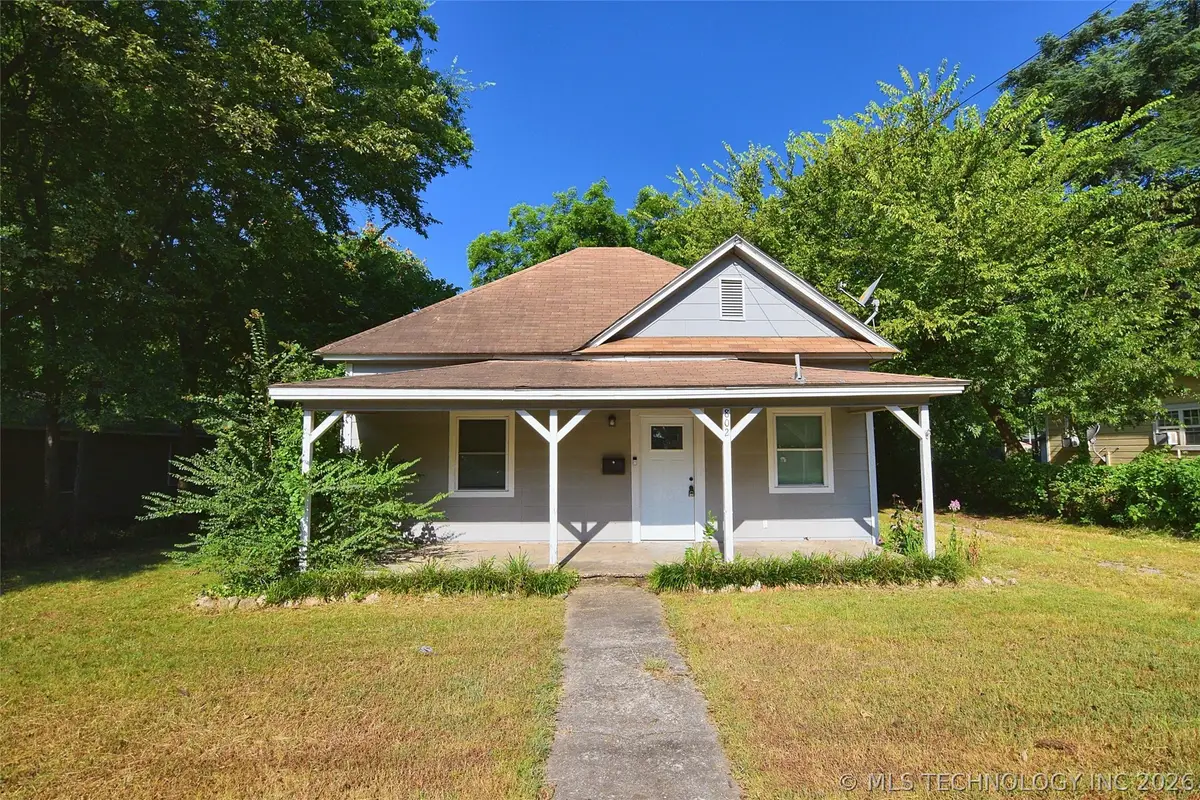 802 S College Avenue, Tahlequah, OK 74464 - #1