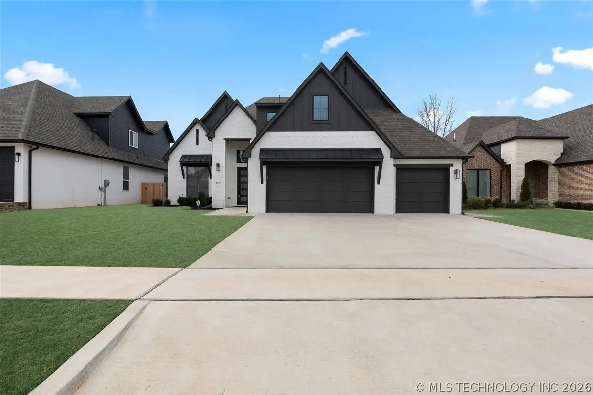 4011 W Albuquerque Street, Broken Arrow, OK 74011 - #1