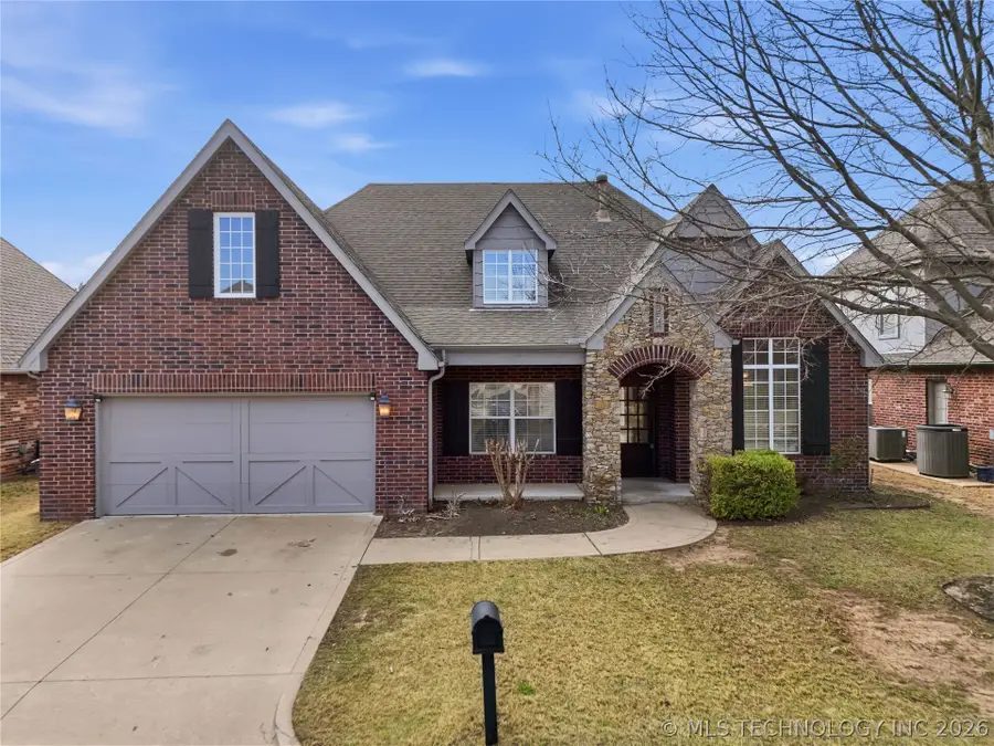 9402 S 73rd East Avenue, Tulsa, OK 74133 - #2