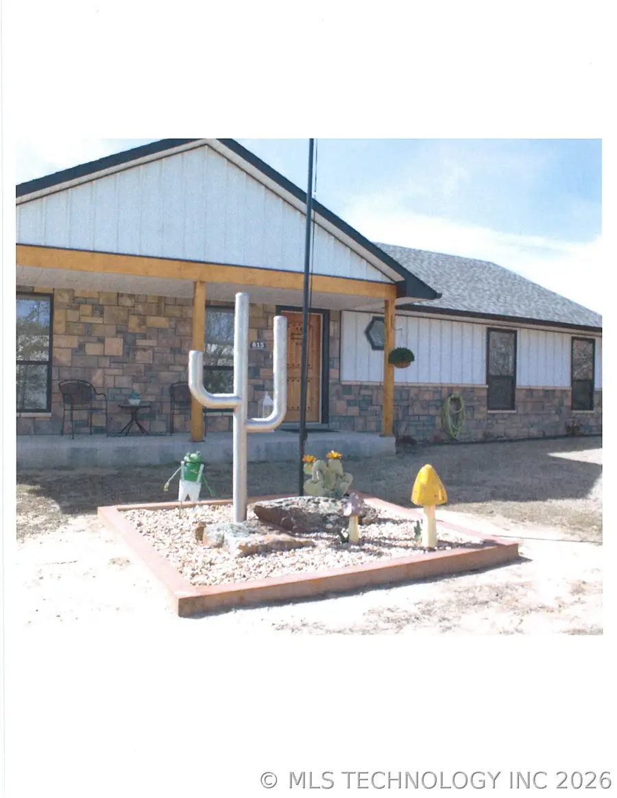 615 Grand Avenue, Stuart, OK 74570 - #2
