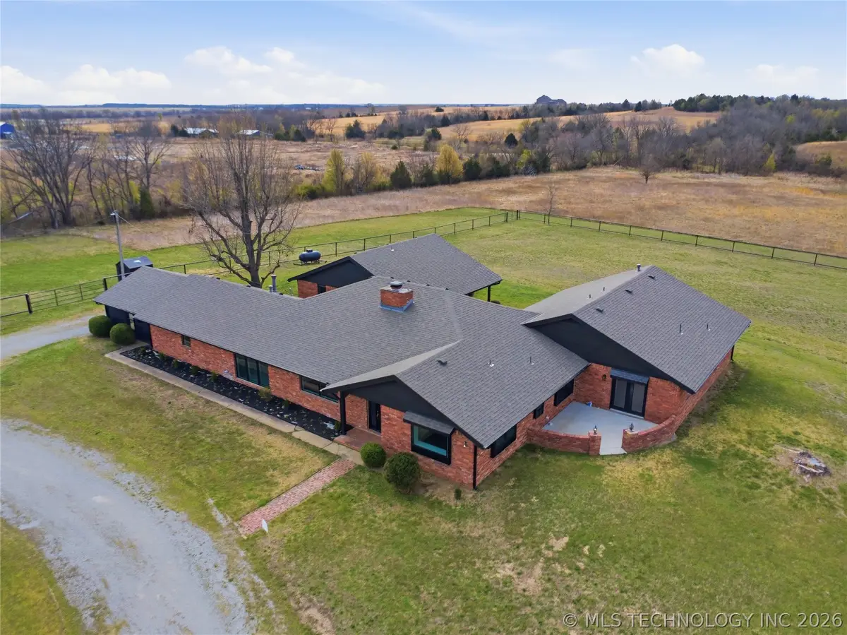 402691 W 2400 Road, Bartlesville, OK 74006 - #1