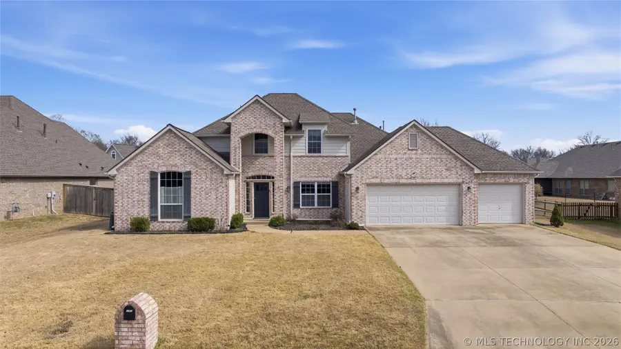 1202 Fairway Street, Claremore, OK 74019 - #2
