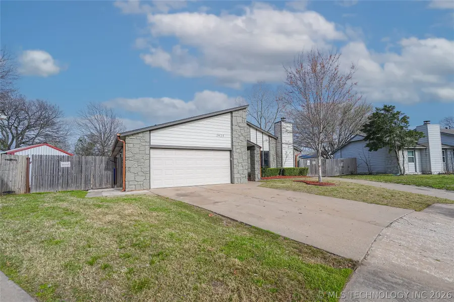 1925 N Desert Palm Avenue, Broken Arrow, OK 74012 - #3