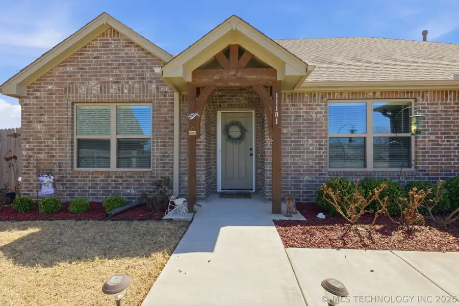 11101 N 133rd East Avenue, Owasso, OK 74055 - #2