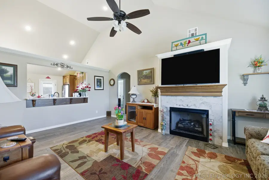 11101 N 133rd East Avenue, Owasso, OK 74055 - #3