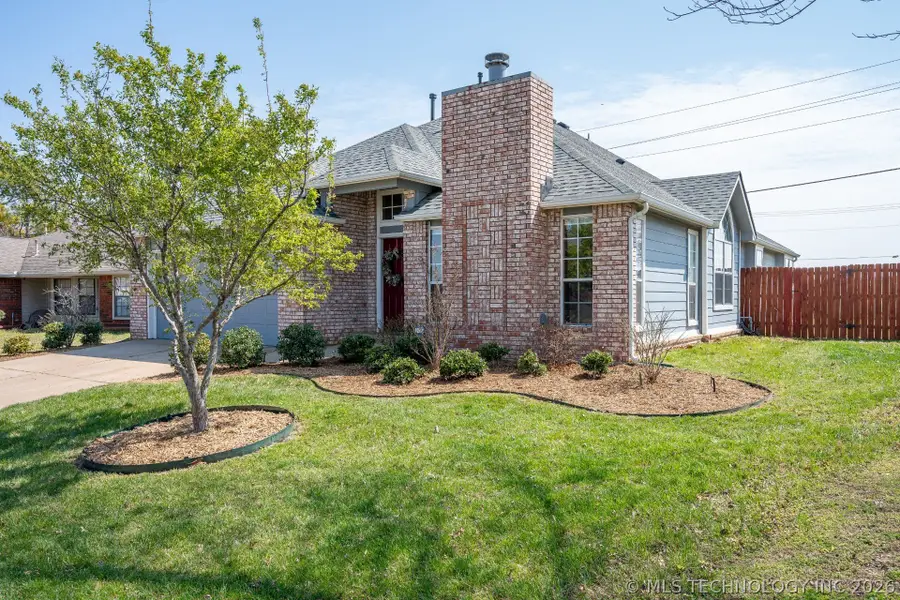 805 E Indianapolis Street, Broken Arrow, OK 74012 - #2