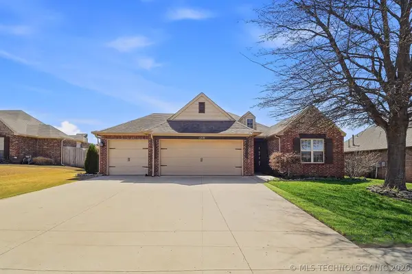 1218 E 133rd Place, Glenpool, OK 74033