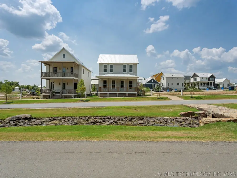 38 Hill Street #A, Carlton Landing, OK 74432 - #3