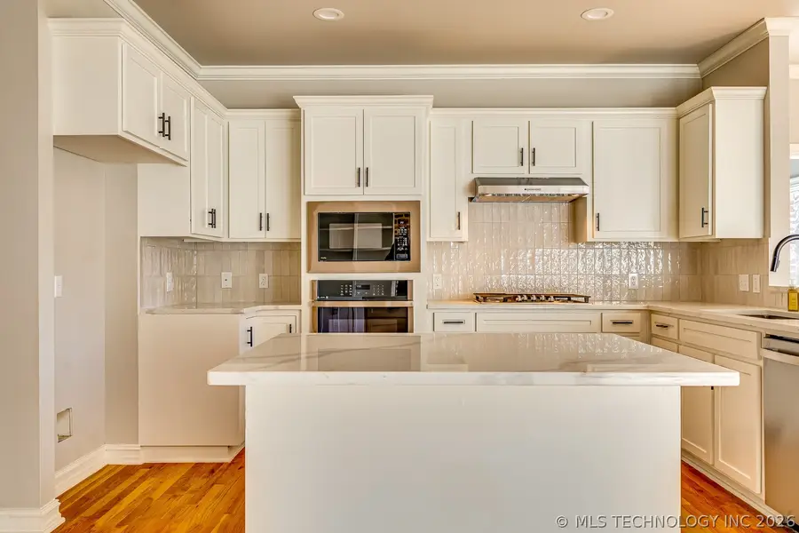 4608 E 94th Street, Tulsa, OK 74137 - #2