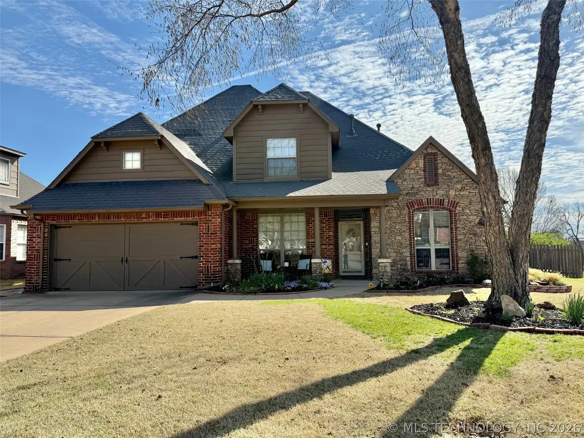 8245 S 100th Place E, Tulsa, OK 74133 - #1