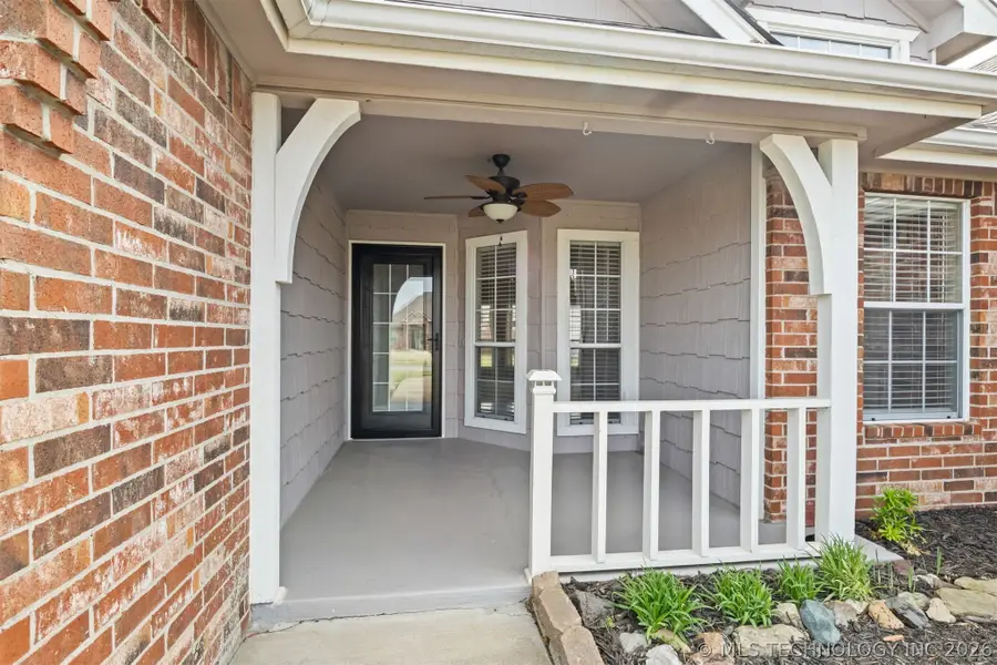 12183 N 108th East Avenue, Collinsville, OK 74021 - #2