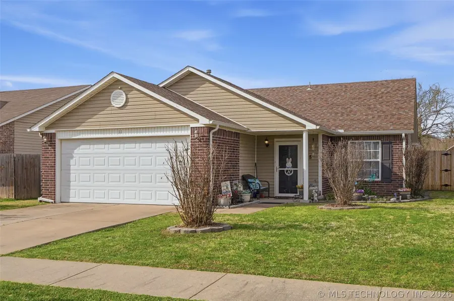 11 W Fairlane Place, Sapulpa, OK 74066 - #3