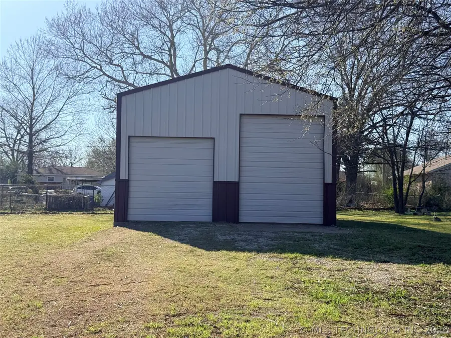 S Woodland Avenue, Okmulgee, OK 74447 - #3