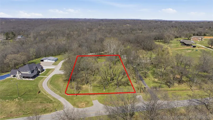 E 161st Street S, Coweta, OK 74429 - #2