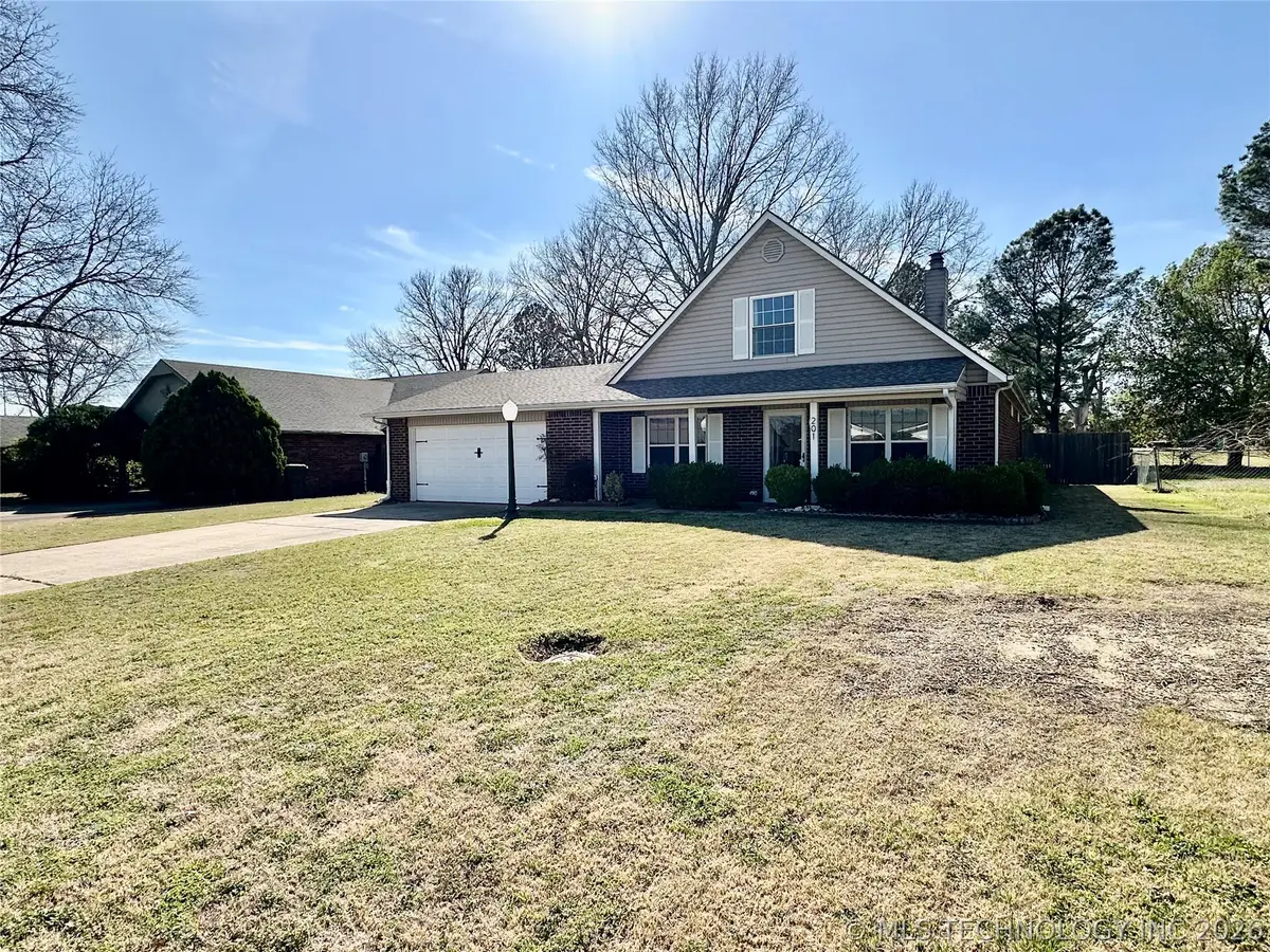 201 Gawf Lane, Muskogee, OK 74403 - #1
